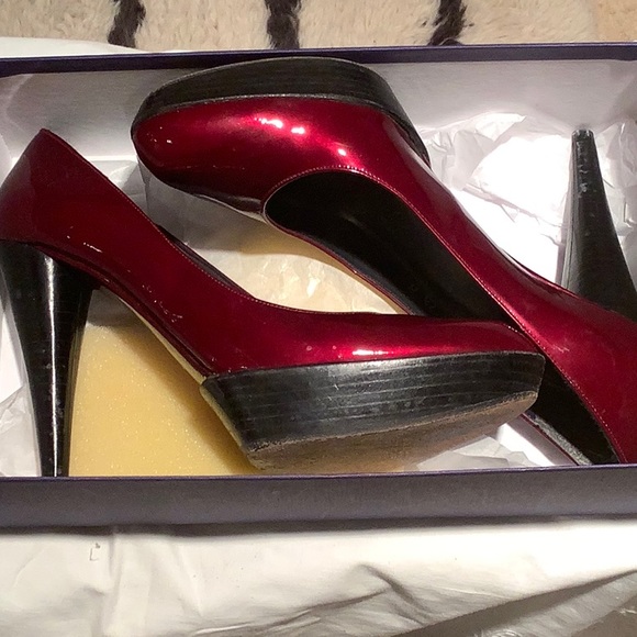 Stuart Weitzman Dark Red Heels With Box - Picture 8 of 8